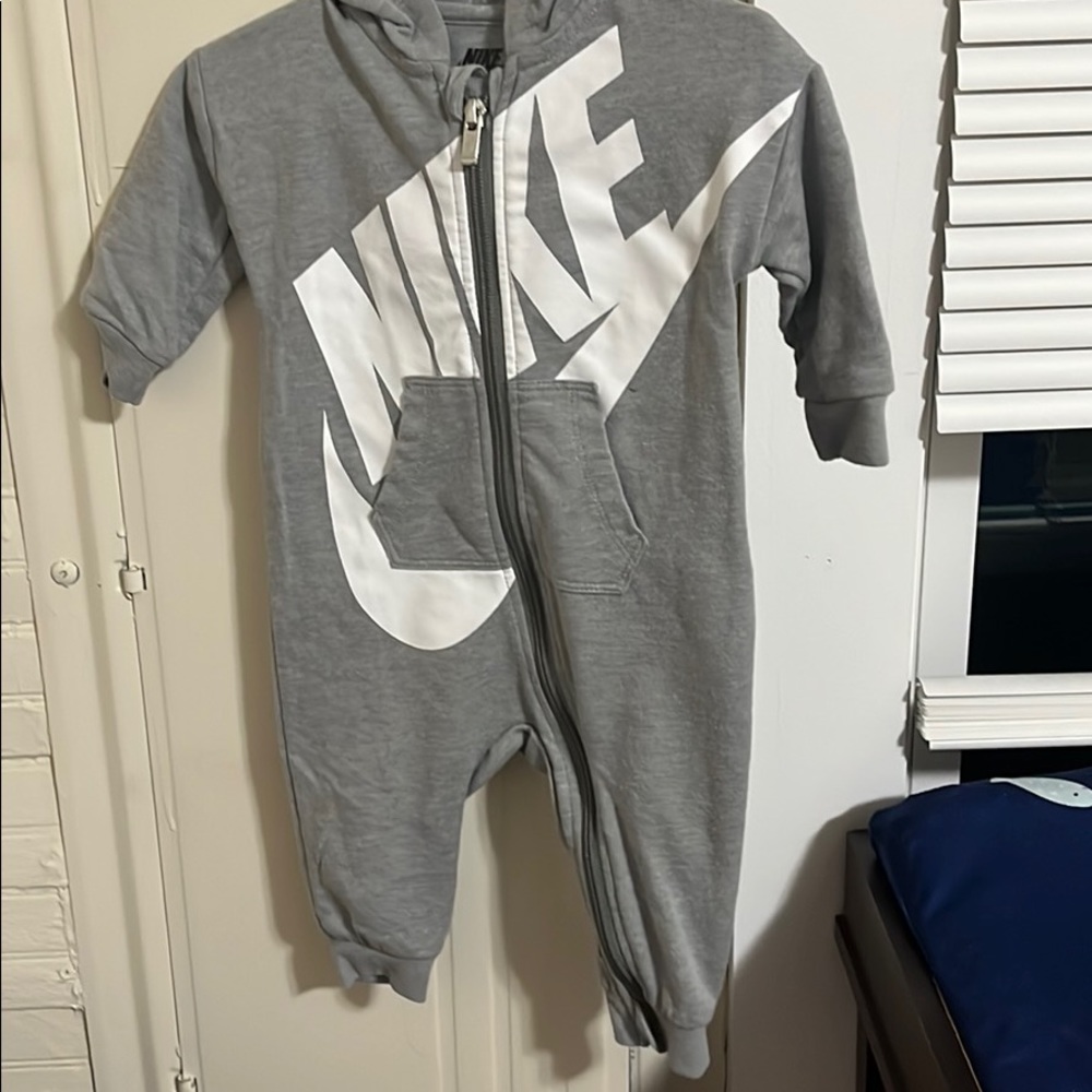 Nike romper